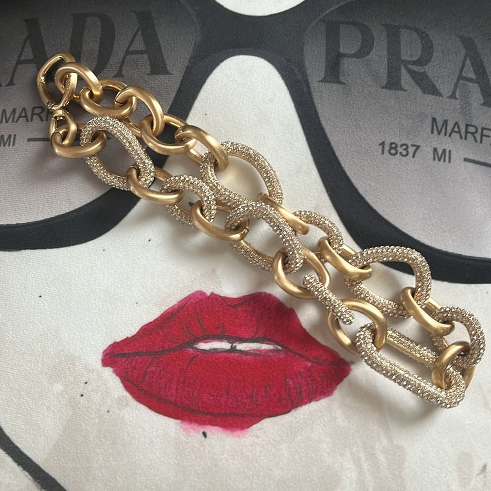 CULT GAIA REYES CLEAR CRYSTAL NECKLACE - Picture 2 of 10